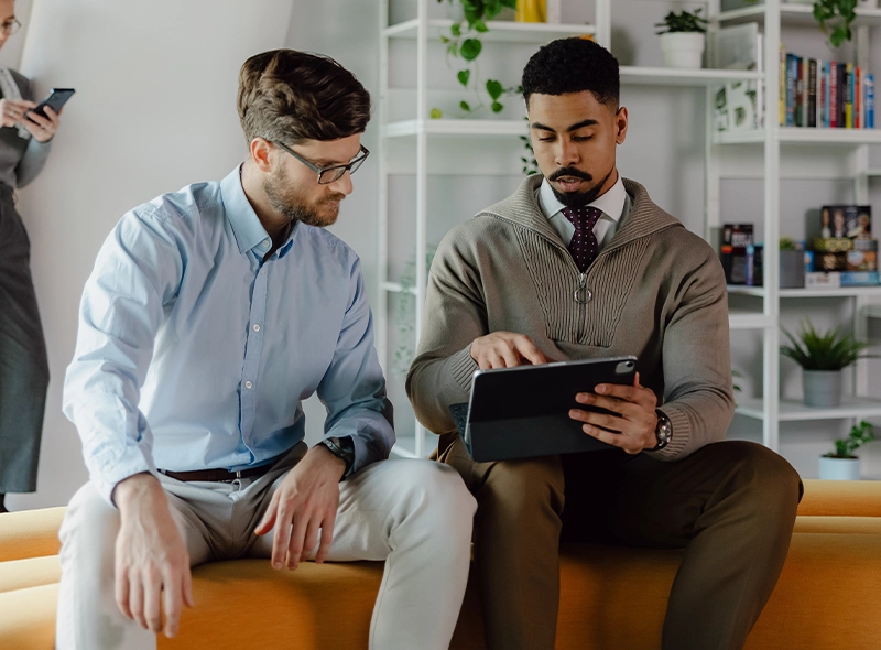 Blackline vs Redline Header Banner